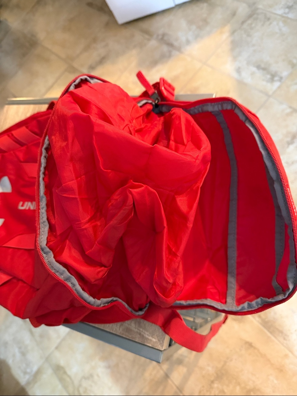Under Armour Backpack - Picture 7 of 7